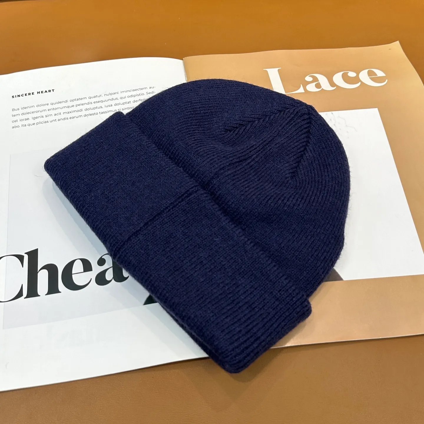 P66 🤍Chrome hearts new autumn and winter embroidered cross knitted hat🧶 One of the must-have hats in autumn and winter~ It really looks good on whoever wears it~, it is also a perfect match in black and white and gray in autumn~
